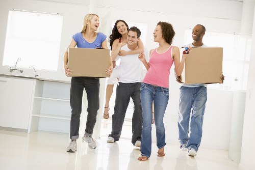 Self storage units in Bow for household and business needs