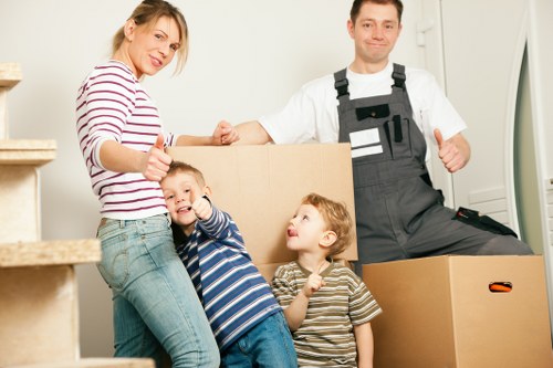 Safe use of storage areas with tidy aisles and secure unit access